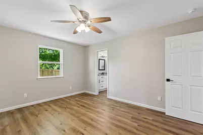 902 Melanie Lane, Keene, TX 76059 - Photo 18