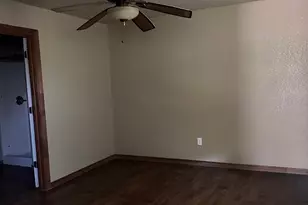 10910 Shady Oaks Dr, Runaway Bay, TX 76426 - Photo 4