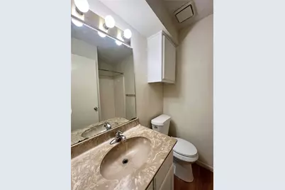 929 W Hickory Street #A14, Denton, TX 76201 - Photo 10