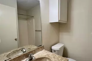 929 W Hickory St, Denton, TX 76201 - Photo 10
