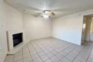 929 W Hickory St, Denton, TX 76201 - Photo 2
