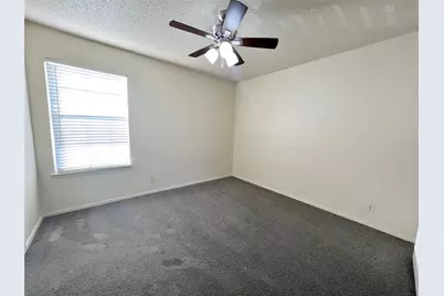 929 W Hickory Street #A14, Denton, TX 76201 - Photo 6