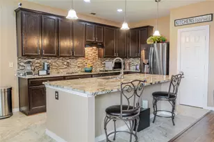 419 Kingfisher Ln, Arlington, TX 76002 - Photo 6