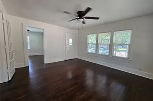 806 W Spring St, Weatherford, TX 76086 - Photo 4
