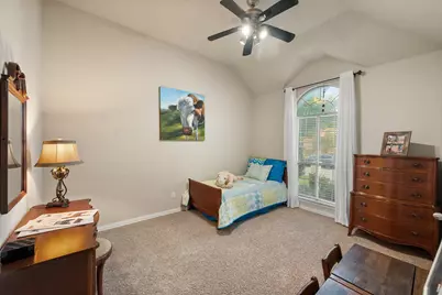8945 Kingston Court, North Richland Hills, TX 76182 - Photo 18