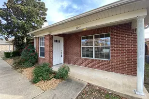 3241 Lexington Dr, Tyler, TX 75701 - Photo 2
