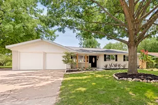 1717 Monaco Dr, Arlington, TX 76010 - Photo 2