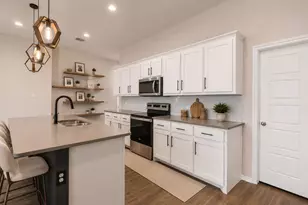 706 Presidio St, Aubrey, TX 76227 - Photo 14