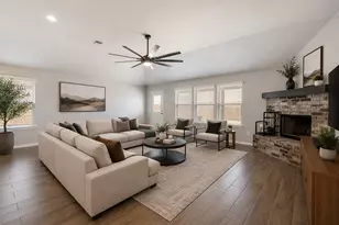 706 Presidio St, Aubrey, TX 76227 - Photo 8