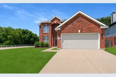 7812 Tanbark Lane, Arlington, TX 76001 - Photo 2