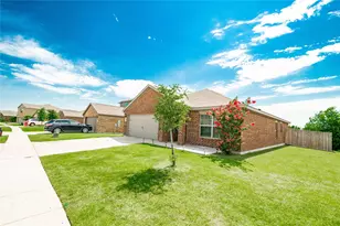 140 Cattlemans Crk Rd W, Newark, TX 76071 - Photo 2
