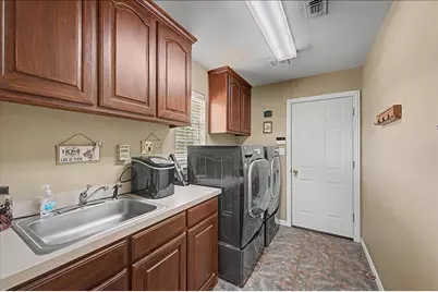 8820 Saint Annes Court, Fort Worth, TX 76179 - Photo 28