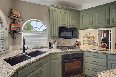 8820 Saint Annes Court, Fort Worth, TX 76179 - Photo 10