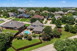 8820 St Annes Ct, Fort Worth, TX 76179 - Photo 36