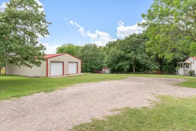 9556 County Road 2400, Quinlan, TX 75474 - Photo 4