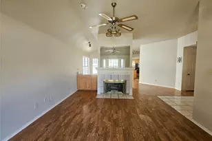 5817 Fox Hunt Dr, Arlington, TX 76017 - Photo 8