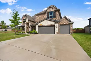 949 Gold Finch Ln, Forney, TX 75126 - Photo 2