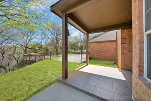 2770 S Lakeview Dr, Cedar Hill, TX 75104 - Photo 36