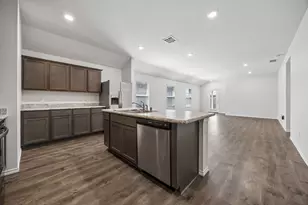 313 Samuel St, Denton, TX 76207 - Photo 6