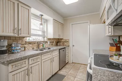 6528 High Meadow Court, Watauga, TX 76148 - Photo 24