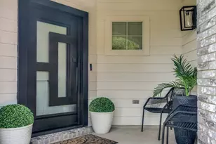 3251 Yeltes, Grand Prairie, TX 75054 - Photo 2