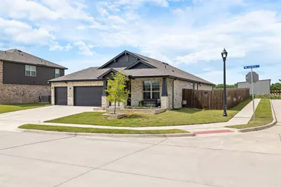 970 Hurstwood Drive, Van Alstyne, TX 75495 - Photo 2