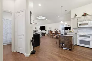 1506 Fiori Way, Euless, TX 76039 - Photo 4