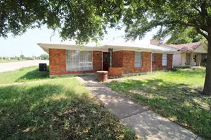 821 Rea Ave, Lancaster, TX 75146 - Photo 1