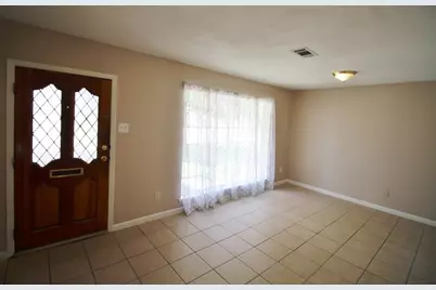 821 Rea Avenue, Lancaster, TX 75146 - Photo 4