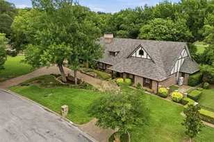 3805 Hollow Creek Rd, Benbrook, TX 76116 - Photo 36