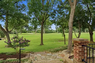 3805 Hollow Creek Rd, Benbrook, TX 76116 - Photo 32
