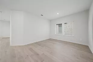909 Apeldoorn Trl, Little Elm, TX 75068 - Photo 24