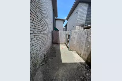 1915 S 10th #110, Waco, TX 76706 - Photo 14