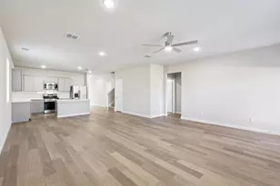 857 Rockcloud Dr, Fort Worth, TX 76052 - Photo 18