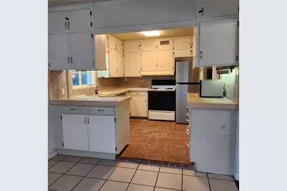 1907 N Bell Avenue, Denton, TX 76209 - Photo 2