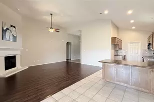 7810 Corona Ct, Arlington, TX 76002 - Photo 10