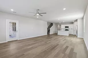 869 Rockcloud Dr, Fort Worth, TX 76052 - Photo 12
