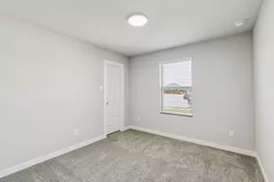 885 Rockcloud Dr, Fort Worth, TX 76052 - Photo 20