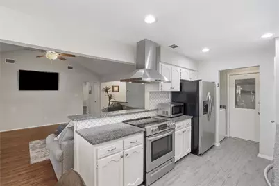 1701 Tobie Layne Street, Benbrook, TX 76126 - Photo 12