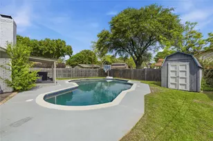 1701 Tobie Layne St, Benbrook, TX 76126 - Photo 24