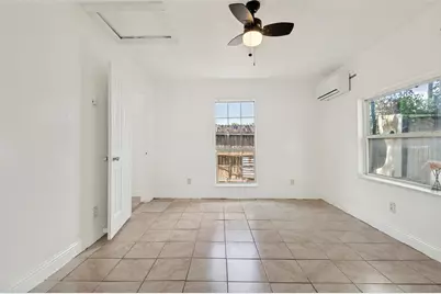 403 N Britain Road #407B, Irving, TX 75061 - Photo 6