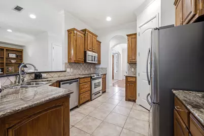 710 Knott Court, Euless, TX 76039 - Photo 14