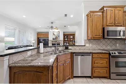 710 Knott Court, Euless, TX 76039 - Photo 12