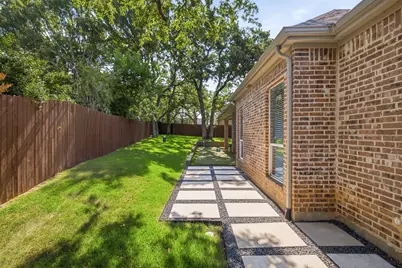 710 Knott Court, Euless, TX 76039 - Photo 34