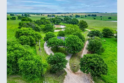 11436 St Hwy 171, Covington, TX 76636 - Photo 2