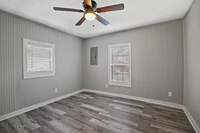 1009 Oak Street, Bonham, TX 75418 - Photo 8