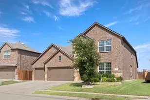 2816 Half Moon Rd, Aubrey, TX 76227 - Photo 28