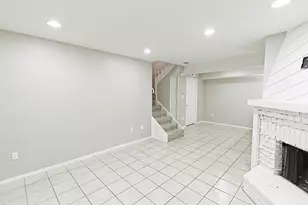 889 Dublin Dr, Richardson, TX 75080 - Photo 6