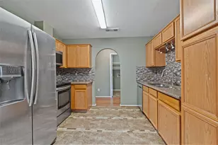 3129 Bahar Dr, Arlington, TX 76010 - Photo 6