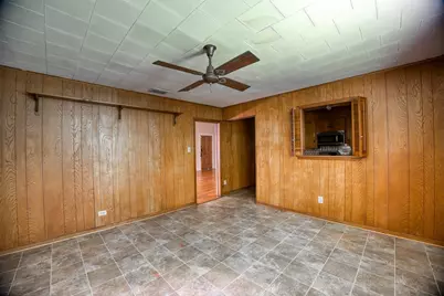 407 E Kolstad Street, Palestine, TX 75801 - Photo 4
